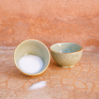 2 Round Mini Bowls Engraved Mint