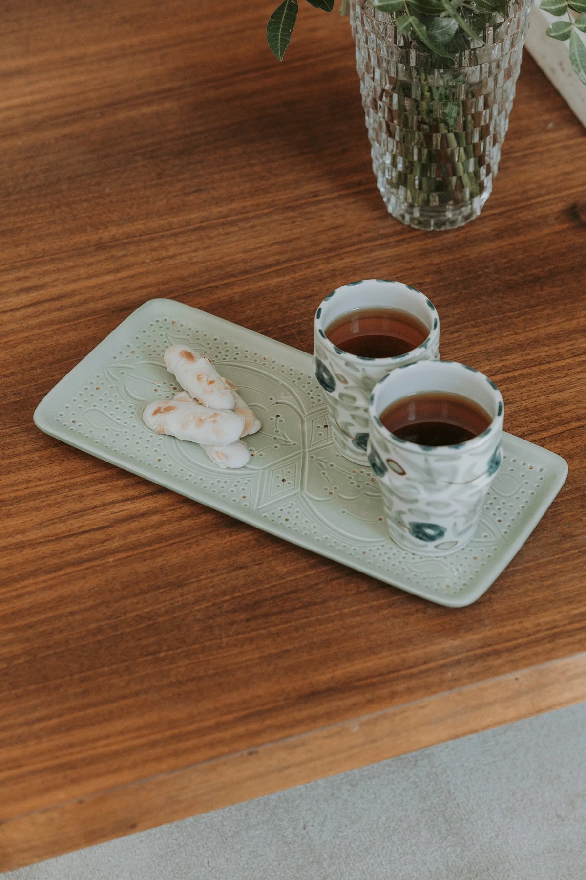 PLATEAU LONG RECTANGLE · Empreinte · mint · PLATS ET PLATEAUX