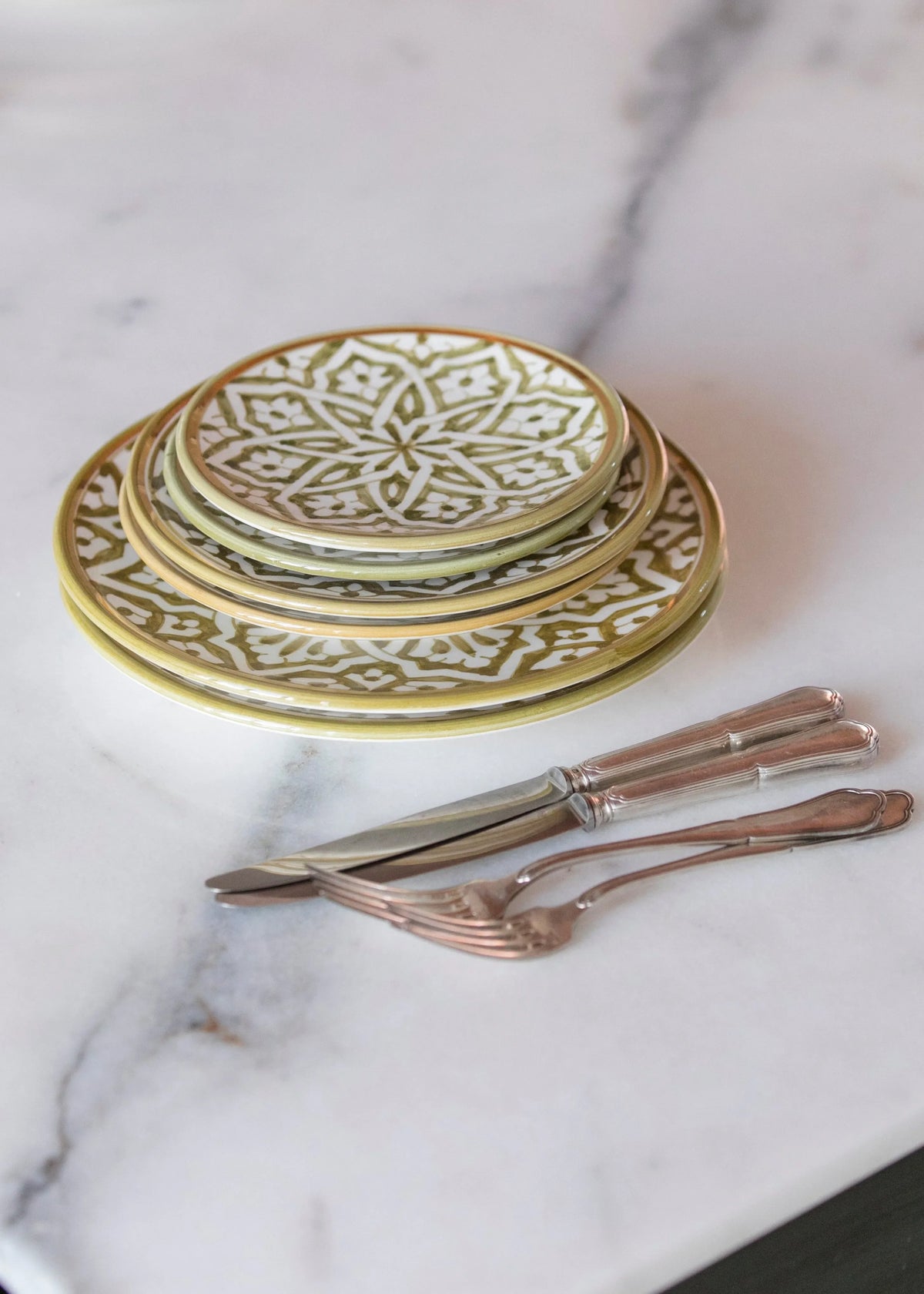 ASSIETTES PLATES · Fassia · KAKI