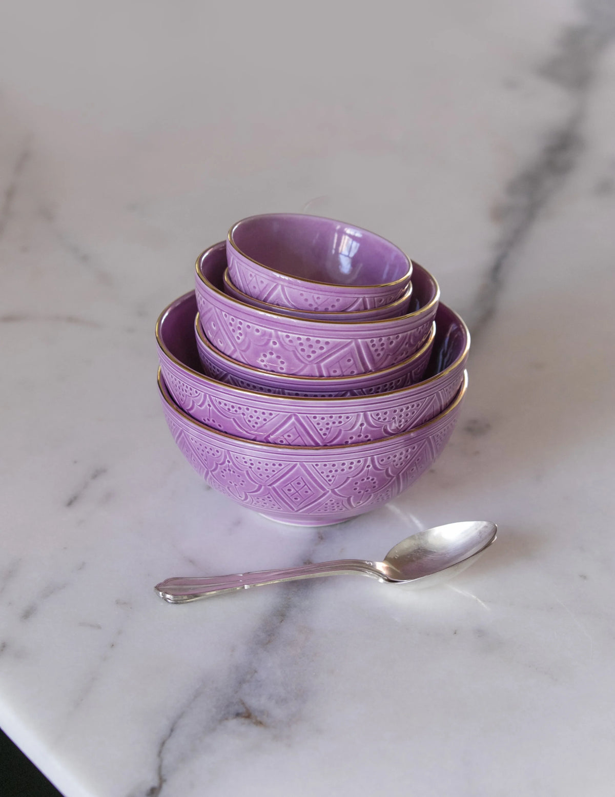 BOLS ET SALADIERS RONDS · Empreinte · LILAS
