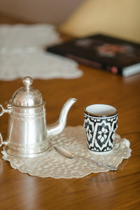 MOYENNE TASSE · Fassia · NOIR · TASSE VERRE MUG