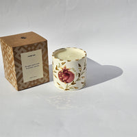 شمعة برائحة Pommegrant