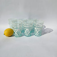 6 أكواب متوسطة الحجم مزخرفة – 150 مل